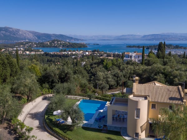 Villa in Gouvia - view 1