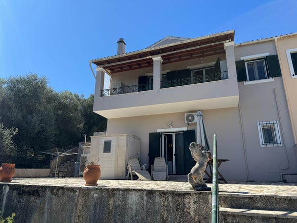 House in Agios Ioannis - view 1