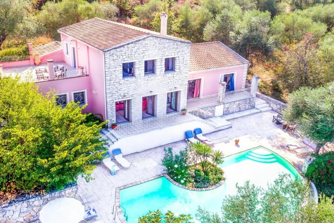 Villa in Kassiopi - view 1