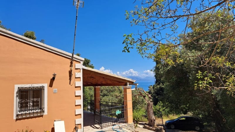 House in Psaras - view 1