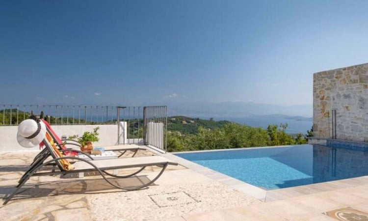 House in Vingla - view 1