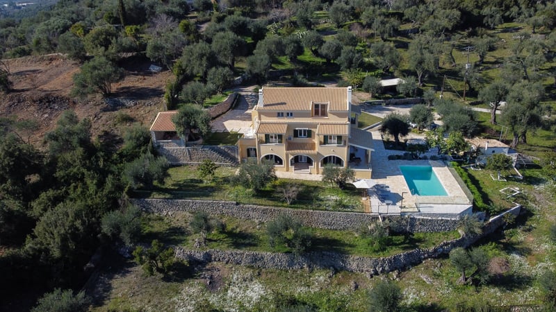 House in Kato Korakiana - view 1