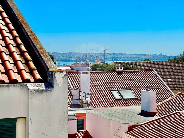 Apartment in Cascais - view 1