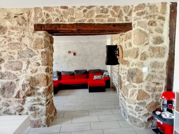 House in Exideuil-sur-Vienne - view 1