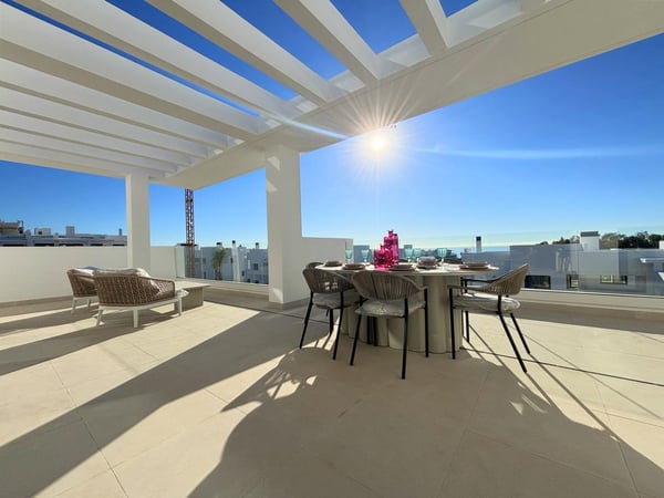 Penthouse in Estepona - view 1