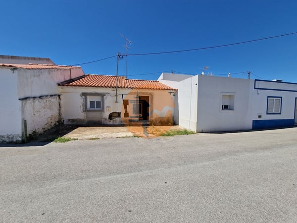 Villa in Castro Marim - view 1