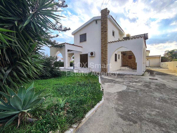 House in Pyla - view 1