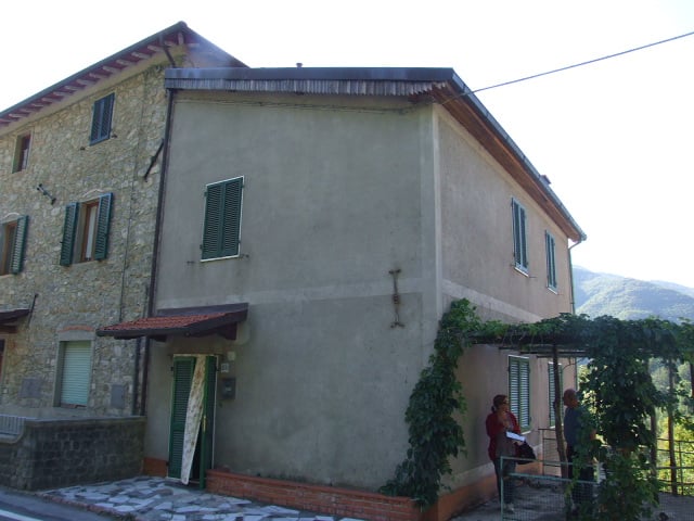 House in Sillano Giuncugnano - Image 3