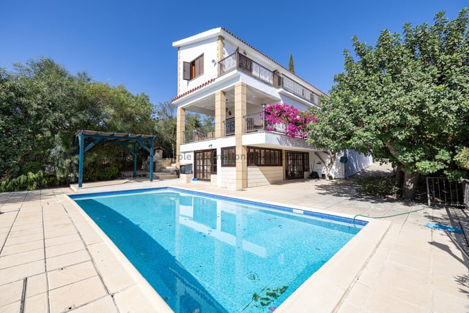 House in Psematismenos - view 1