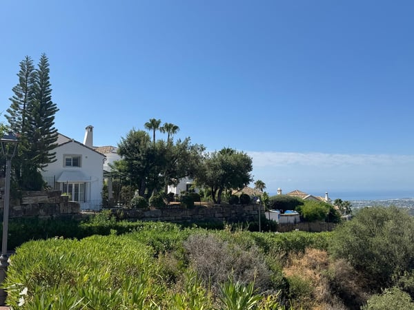 House in Istan - view 1