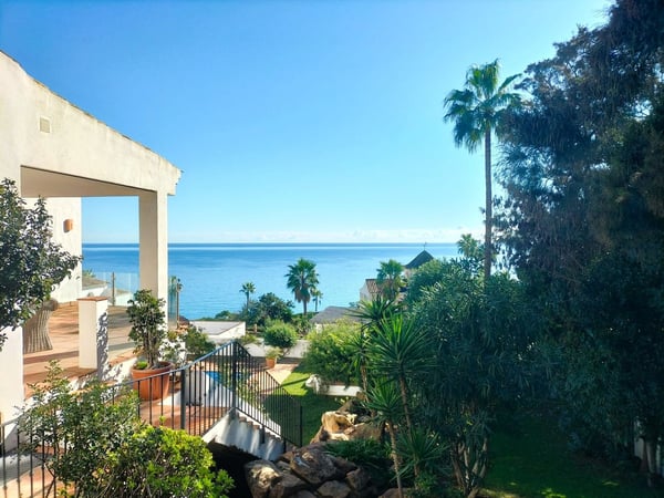 House in Manilva - view 1