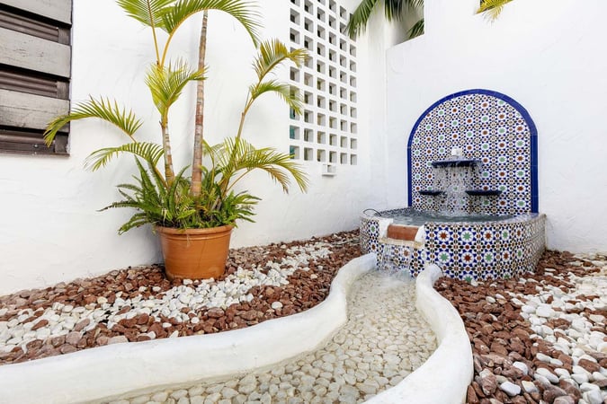 Apartment in Nueva Andalucia - view 1