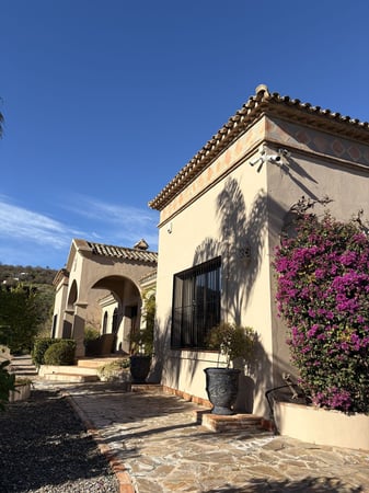 House in Monda - view 1