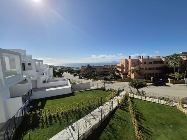 House in Manilva - view 1