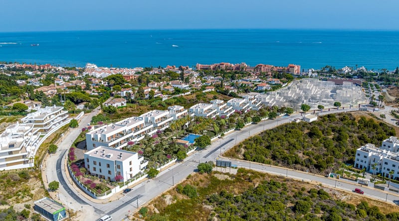 Apartment in Estepona - view 1