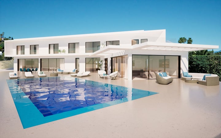Villa in El Paraiso - view 1