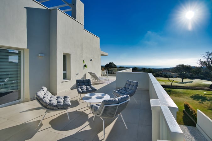 Apartment in San Roque Club - view 1