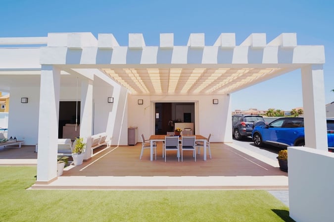 Villa in Manilva - view 1