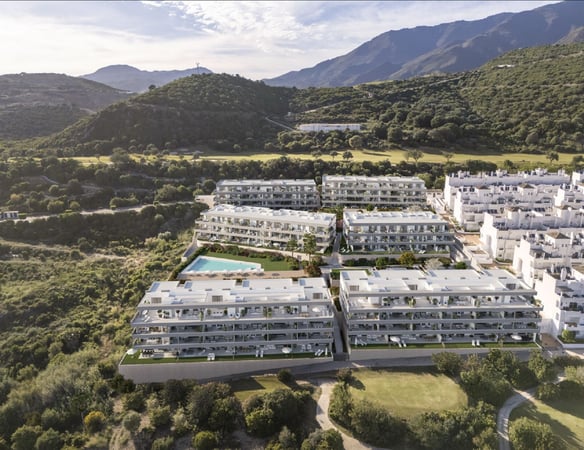 Apartment in Estepona - view 1