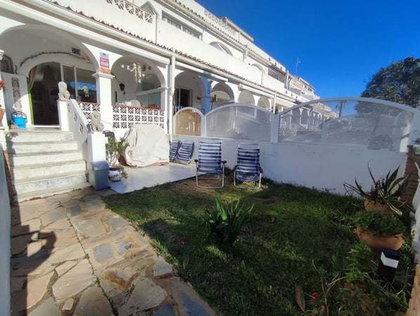 House in Manilva - view 1