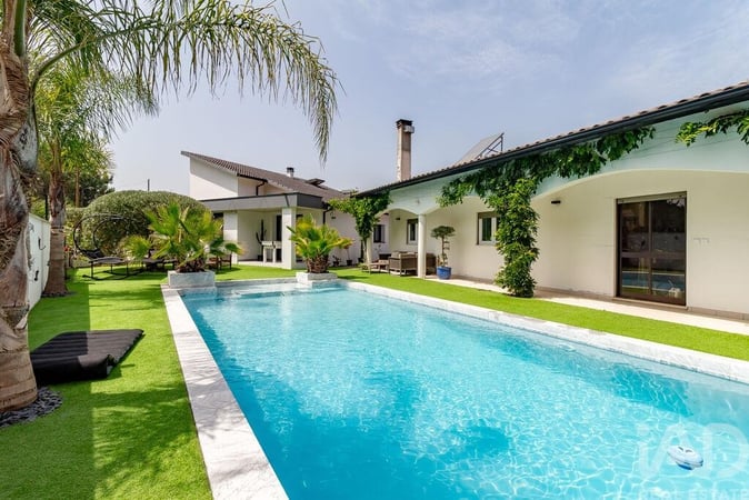 House in Mata Mourisca - view 1