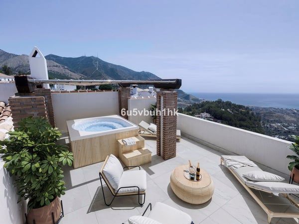 Villa in Mijas Costa - view 1