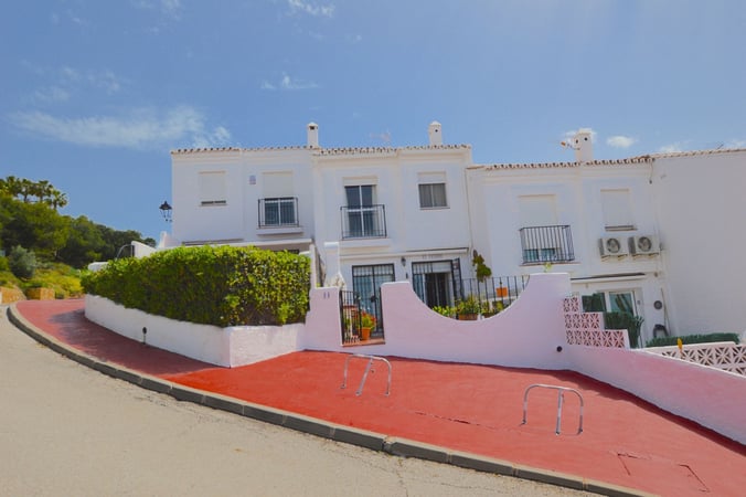 House in Marbella - view 1