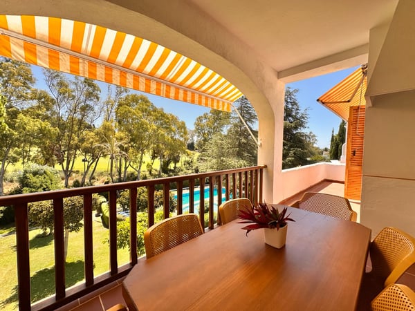 Apartment in Nueva Andalucia - view 1