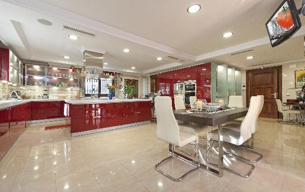 Villa in Calla de Mijas - view 1