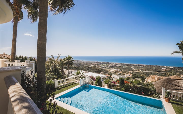 Villa in Marbella - view 1