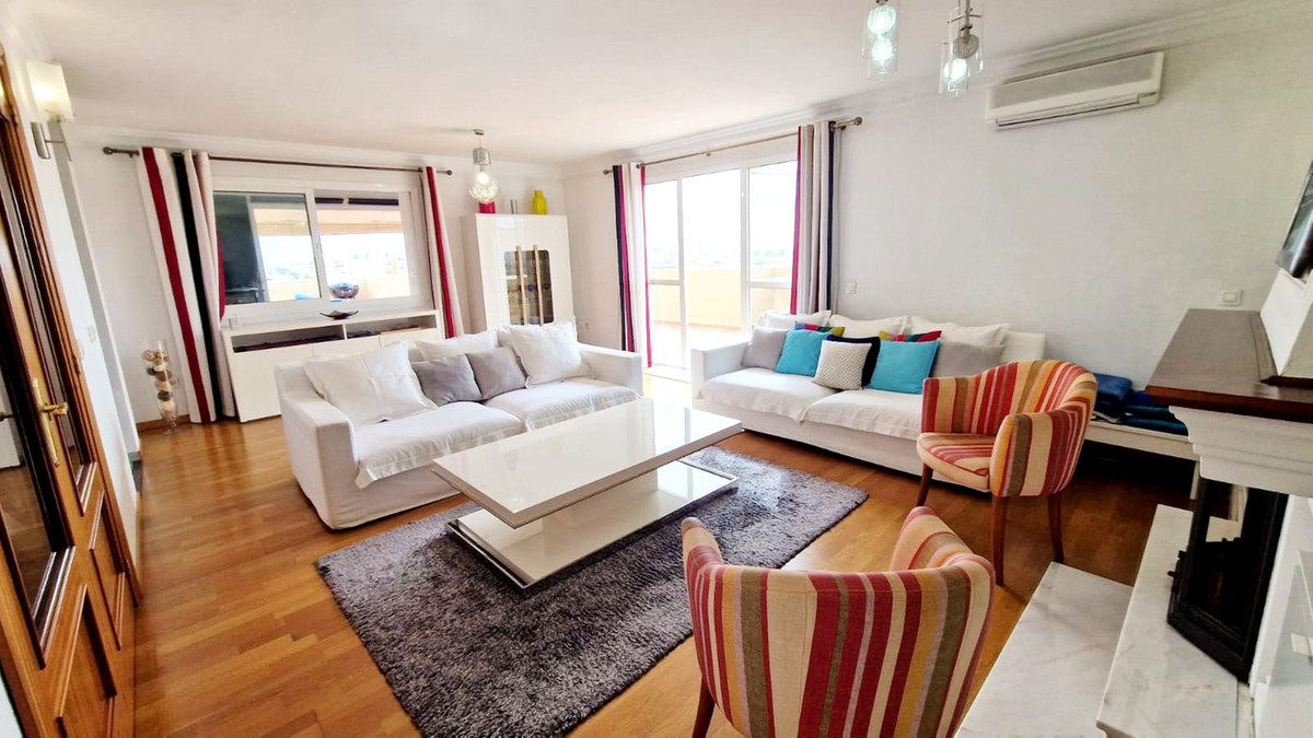 Penthouse in Mijas - Image 2