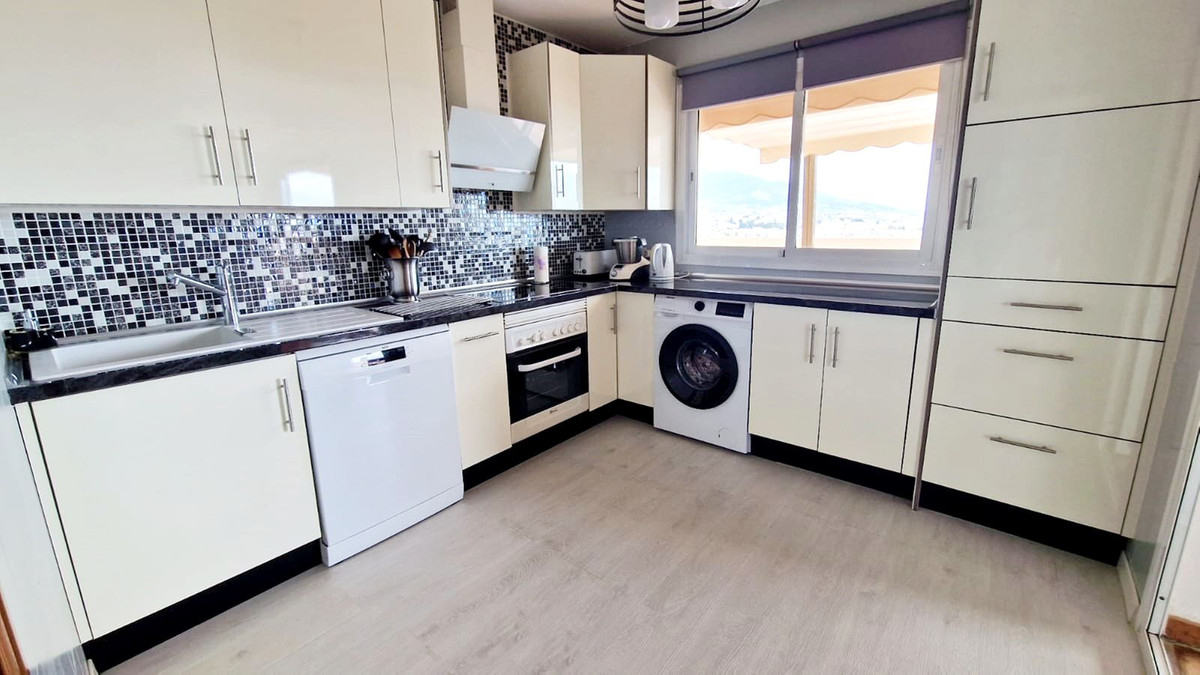 Penthouse in Mijas - Image 3