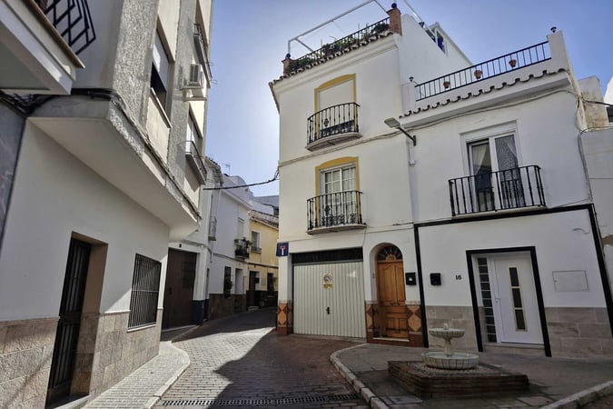 House in Coin - view 1