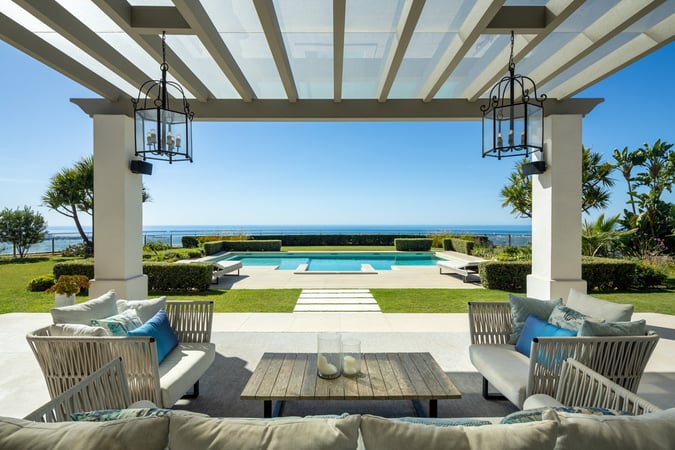 Villa in Urbanizacion la Heredia - view 1