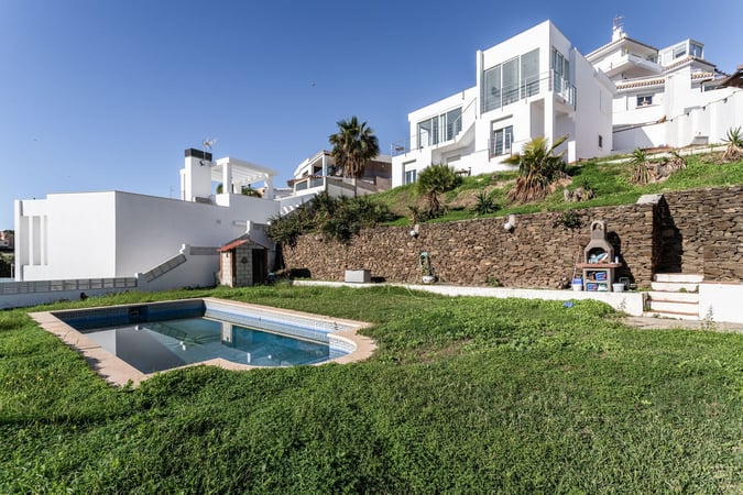 Villa in El Faro - view 1