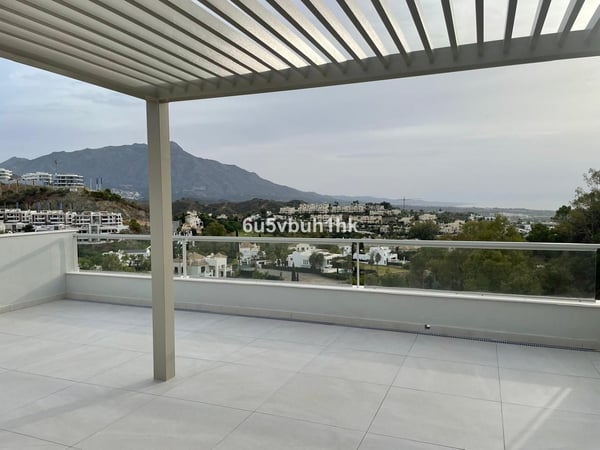 Penthouse in Lomas de la Quinta - view 1