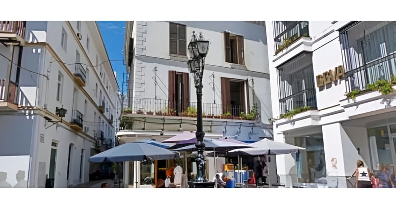 Apartment in Marbella - view 1