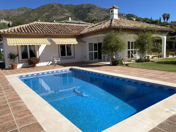 Villa in Mijas Costa - view 1