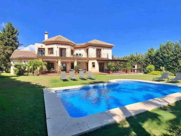 Villa in Calla de Mijas - view 1