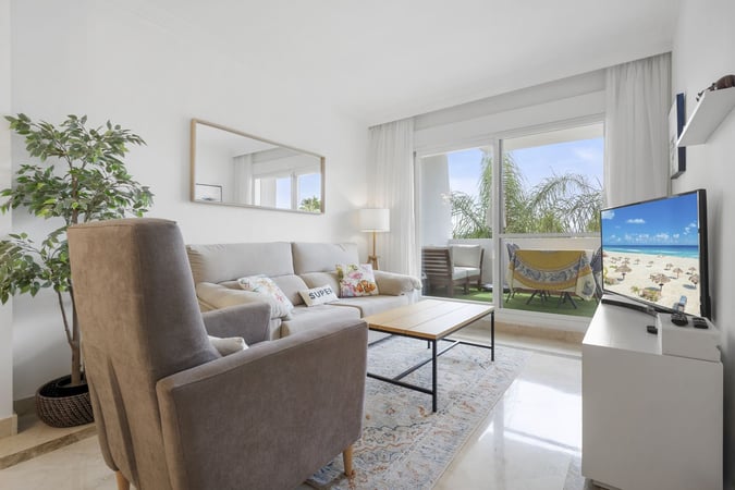 Apartment in Sitio de Calahonda - view 1