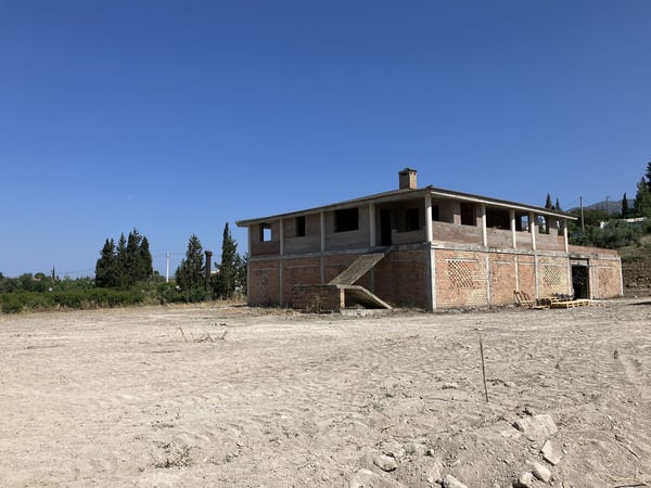 Villa in Alhaurin el Grande - view 1