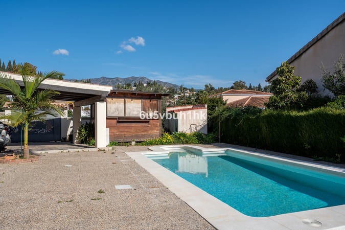 Villa in Malaga - view 1