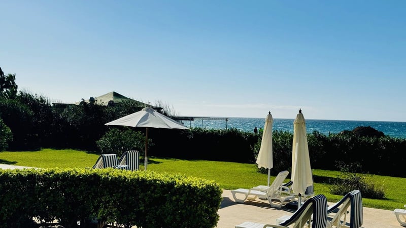 Apartment in Elviria - view 1