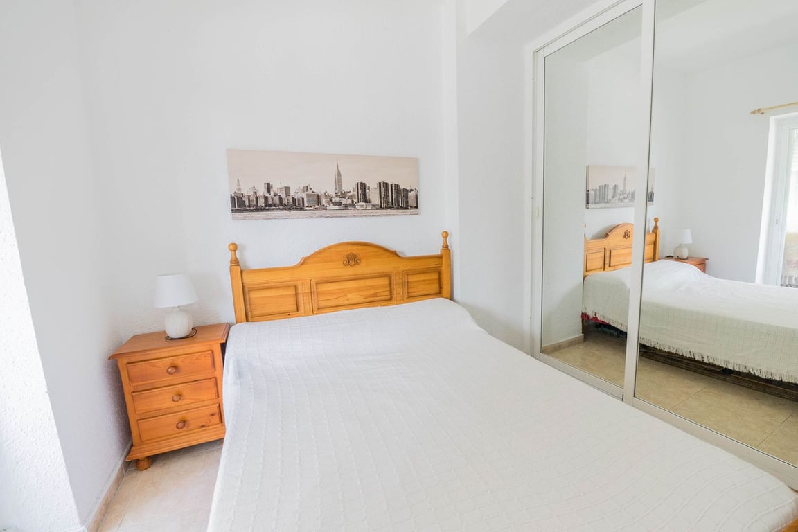 Apartment in Sitio de Calahonda - Image 3