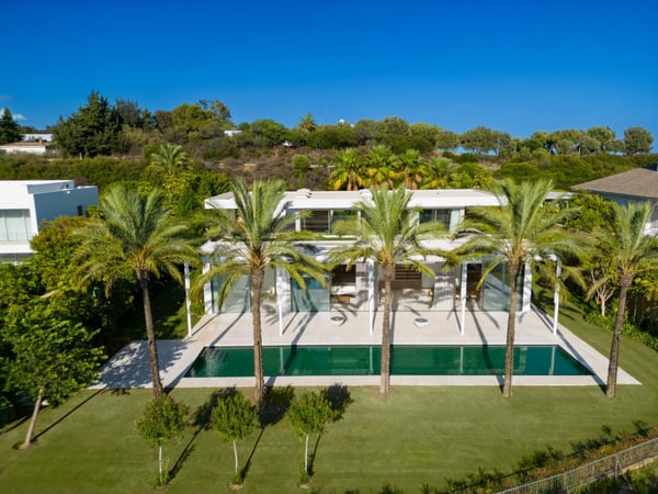 Villa in Casares - view 1