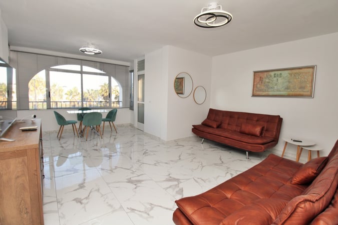 Apartment in Villamartin - view 1
