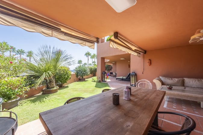 Apartment in Estepona - view 1