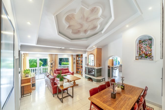 Villa in Marbella - view 1