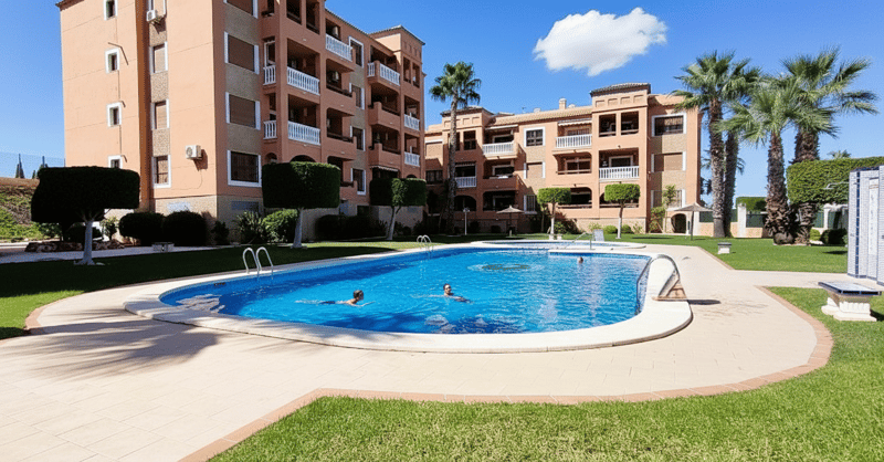 Apartment in Villamartin - view 1