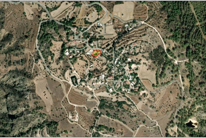 House in Kynousa - view 1